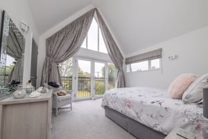 THE HAWTHORNS- click for photo gallery